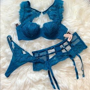 Victoria Secret Swarovski Set